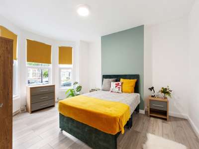 🌺 Large Victorian Terraced Property in Tottenham, N17 🌺 image