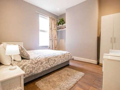 Coningsby Road image