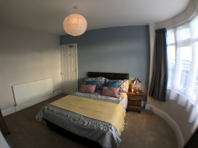 *ALL BILLS INC + CLEANER + WIFI* *GREAT CENTRAL LOCATION* image