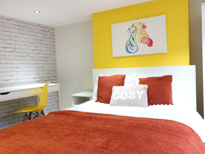 OX Living is proud to present this high-quality 6-bedroom co-living property, perfect for working professionals looking for stylish, stress-free living. image