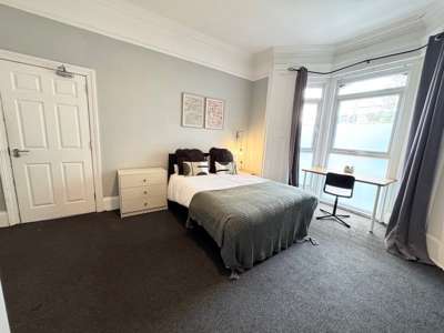Carlton Road image