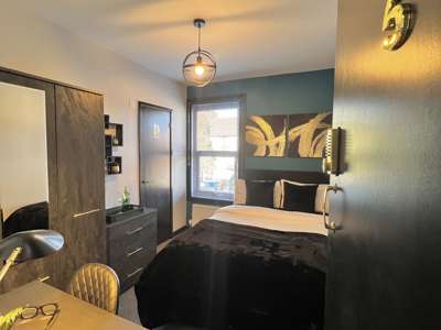 Stunning Property in Central Ipswich - St Helens Street image