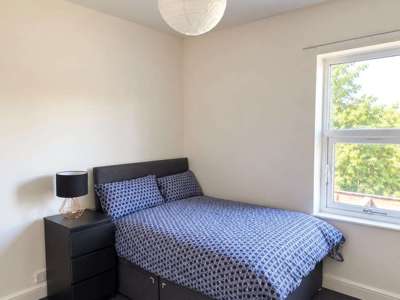 Cosy Rooms In A Cosy House In Smethwick B66 image