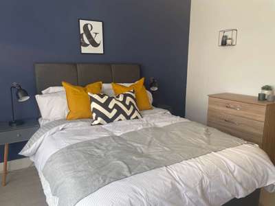 🔥 Luxury Rooms -Great Location- Bills Included image