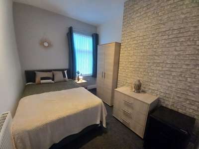 A Brilliant House Share share for Rent in Stoke-on-Trent image