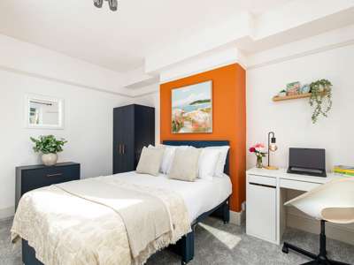 Beautiful 4 Bedroom Property  image
