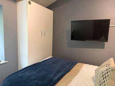 ✨ Private Ensuite : Close to Centre image