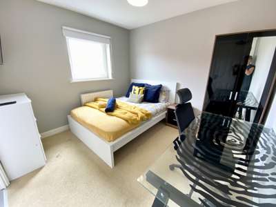 Seacole Crescent image