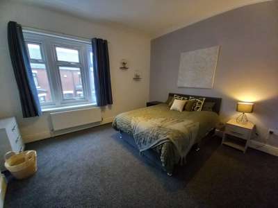 A Brilliant House Share share for Rent in Stoke-on-Trent image