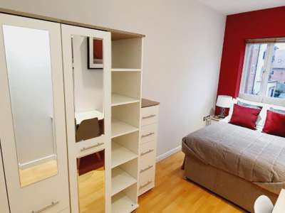 Penlon Place image