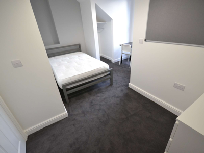 £90 per person per week exclusive of bills (including Virgin high speed internet). Bills inclusive package available on request. Available in August 2026, this well presented 6-bed 3-bath STUDENT HOUSE in a great location. Call us TODAY! image