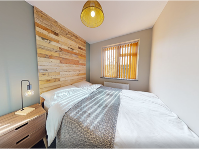 OX Living is proud to present this high-quality 7-bedroom co-living property, perfect for working professionals looking for stylish, stress-free living. image