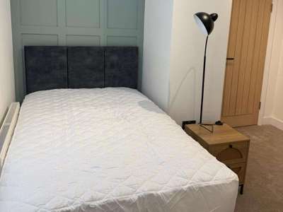 🏡 Stylish En Suite Rooms with Kitchenettes image