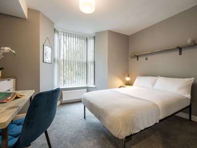 OX Living is proud to present this high-quality 9-bedroom co-living property, perfect for working professionals looking for stylish, stress-free living. image
