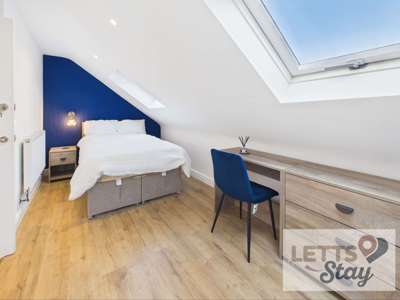 Tapton View Road image