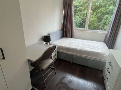 Single Room. Shared House, bills all included image