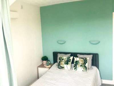 En-Suite Double Room – All Bills Included – Falmouth image
