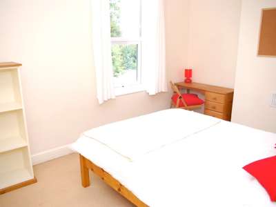 Cosy Rooms In A Cosy House In Smethwick B66 image