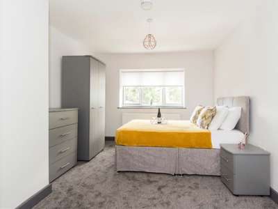 Gainsborough Road image